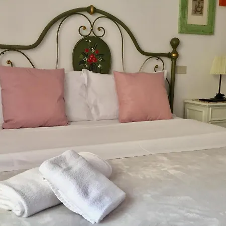 6 Keys Bed & Breakfast 3*