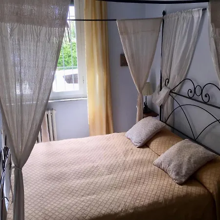 6 Keys Bed & Breakfast Pisa