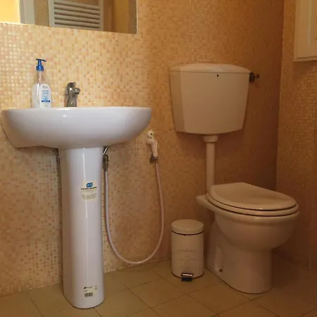 Bed & Breakfast 6 Keys 2*