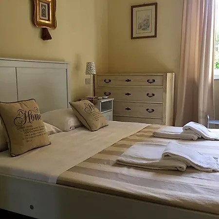 Bed & Breakfast 6 Keys