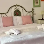 6 Keys Bed & Breakfast Pisa