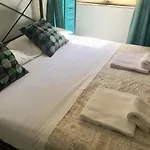 Bed & Breakfast 6 Keys 3*