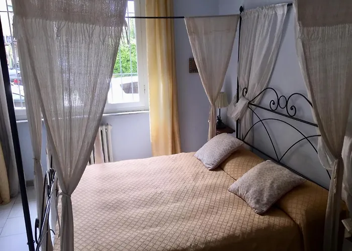 6 Keys Bed and Breakfast Πίζα