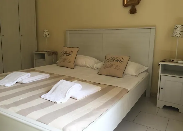 Bed and Breakfast 6 Keys 3*